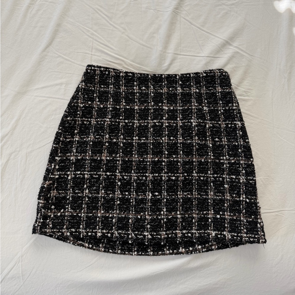 Abercrombie & Fitch Black and White Tweed Mini Skirt Women’s Small